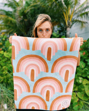 Cargar imagen en el visor de la galería, Yoga Mat Ultra Absorbente y Antideslizante | Eco-friendly y con Bolsa Porta Mat de Regalo